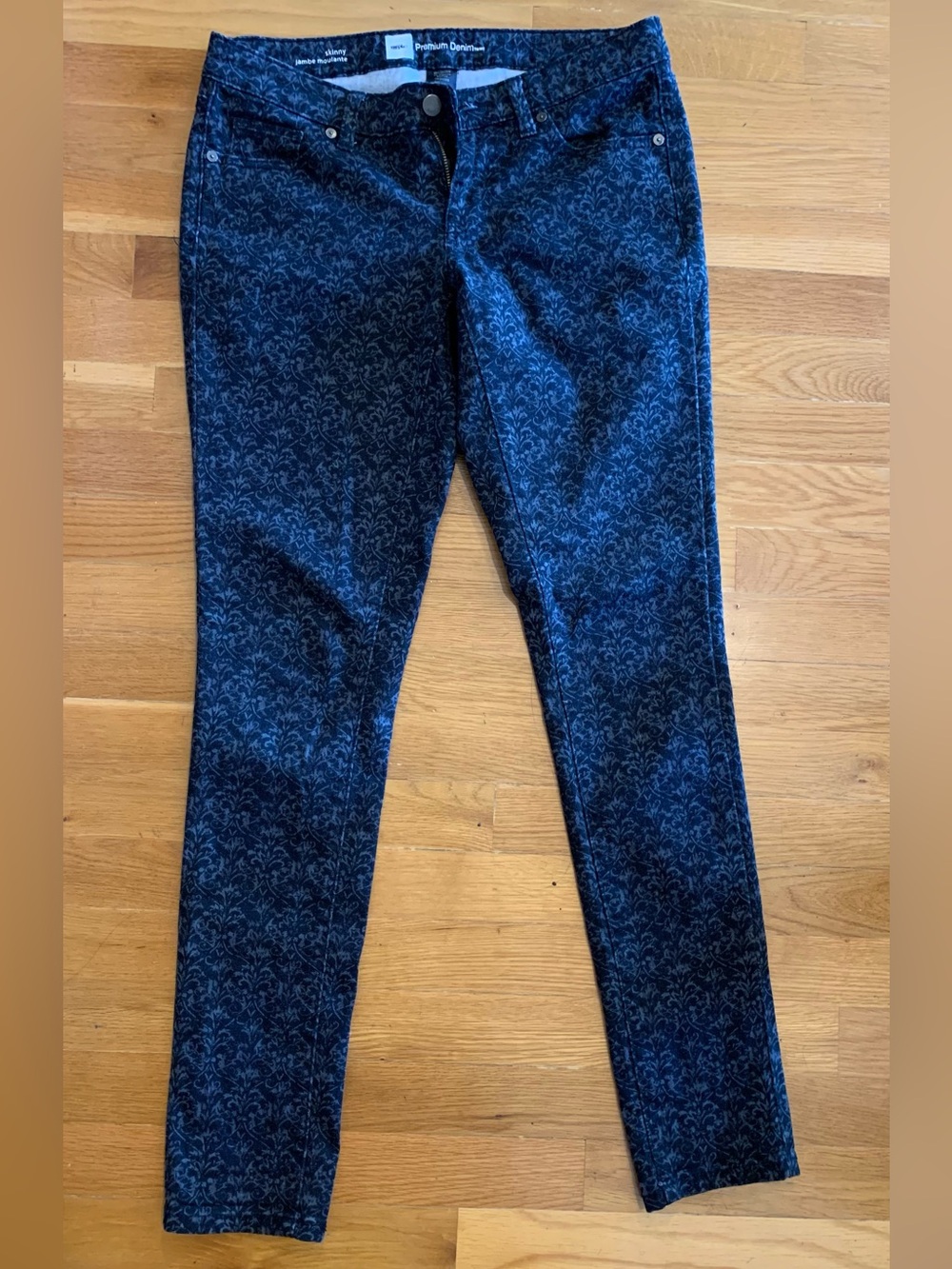 Mossimo Black Floral Print Skinny Jeans